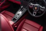 Porsche 911 Targa 4 GTS 2017 года (UK)